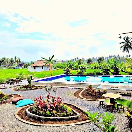 Barn N Bunk Hotel Gianyar  Exterior photo