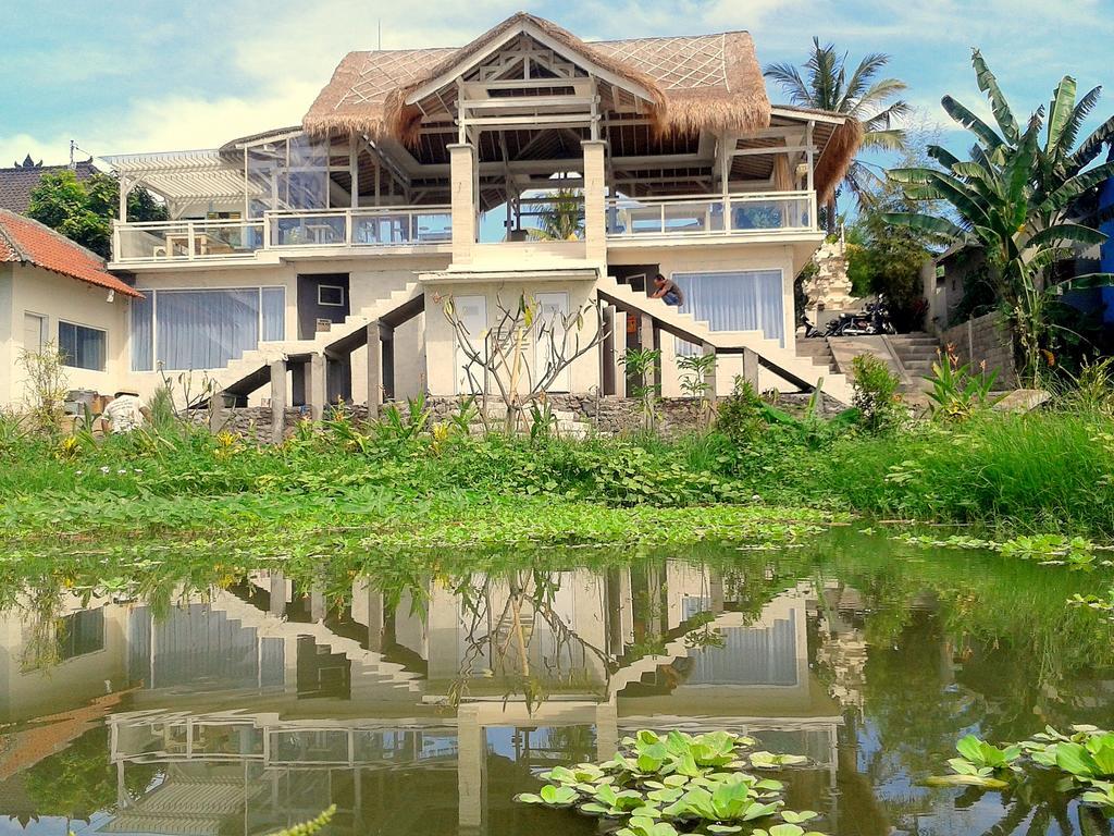 Barn N Bunk Hotel Gianyar  Exterior photo
